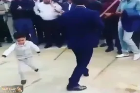 آواز شاد؛ بچه نصف قدش زیرزمینه جوری قلدر رقص چوب رفت با گنده تر از خودش ابهتش میگیرتت