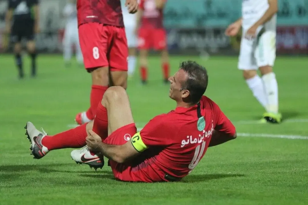 غایبین قطعی پرسپولیس برابر صنعت نفت