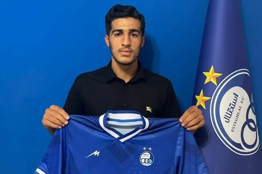 واکنش اولین خرید آجرلو برای تیم استقلال را ببینید!