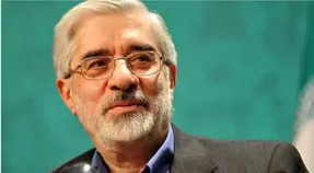 میرحسین موسوی عزادار شد