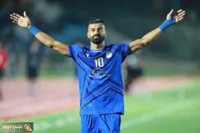 رامین رضائیان میزبان محفل خارجی های استقلال