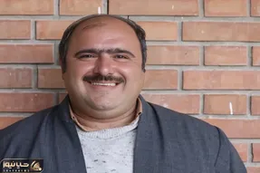 شاد شو؛ واکنش سلمان نون خ به حضور بیشمار گاوها قطع به یقین منفجرت میکنه