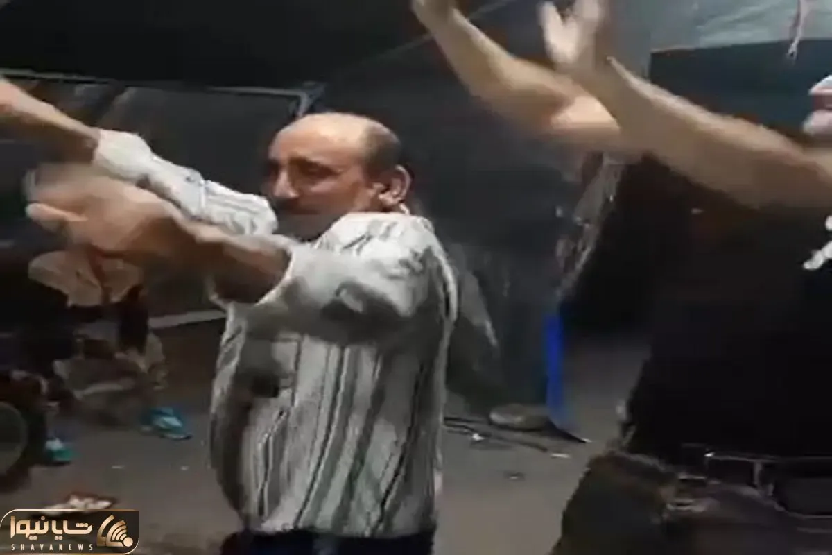 آواز شاد؛ مرد بی مو ریتم آهنگ افتاده بود به جونش اومد بیرون مجلس گرد و خاک کرد