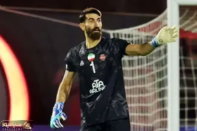 هواداران خارجی در پی گرفتن پیراهن بیرانوند به آب و آتش زدند!