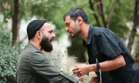 قسمت دوازدهم سریال قورباغه؛ مار در آستین!