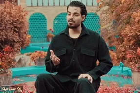آواز ناز دار؛ تو برگ ریزون با یه حزنی گل ناز داروم می خونه