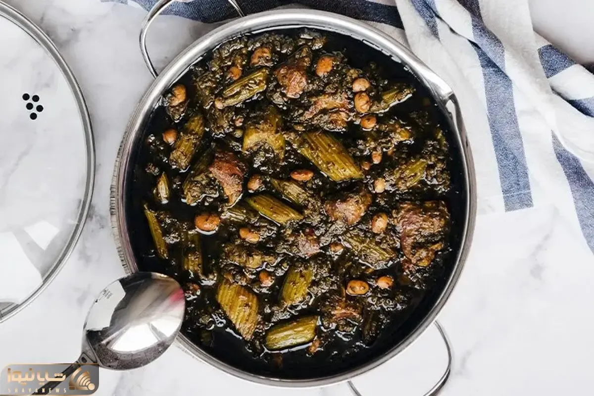 آموزش آشپزی؛ چکار کنیم خورشت کرفس مثل قورمه سبزی لعاب دار بشه؟