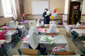 با اجرای رتبه بندی حقوق کدام معلمان تا 100 درصد زیاد می شود!