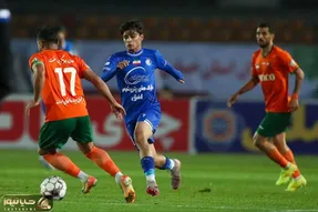 خلاصه بازی استقلال 1 - مس رفسنجان 0