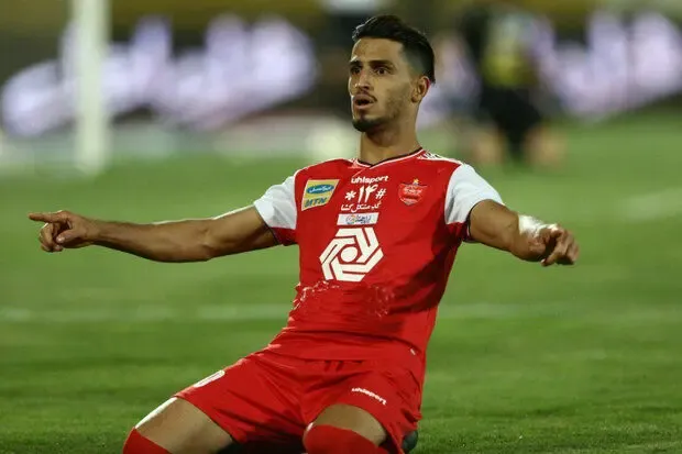 (عکس) اقدام جنجانی آقای گل؛ بازگشت به پرسپولیس؟!