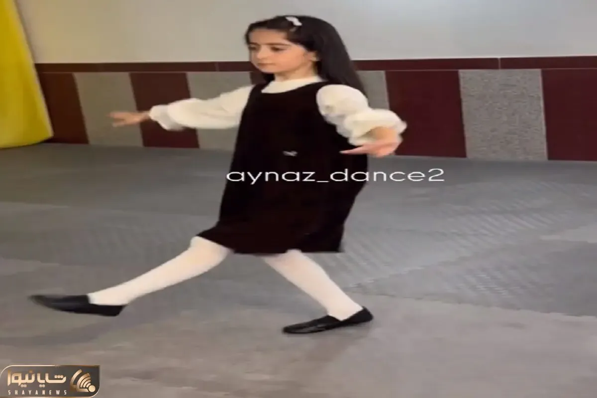 آواز محلی؛ رقص پای آذری دختربچه انقد ماهرانه و پر سرعته که آدم چشماش جا میمونه