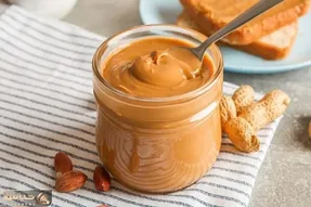 آموزش آشپزی؛ کره بادام زمینی بدون 3 تا سم شکر، روغن و نمک