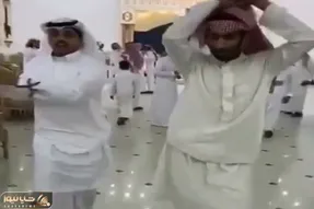 آواز شاد؛ من فک میکردم عربا خشن باشن ولی بعد دیدن این دو نفر نظرم به کل عوض شد