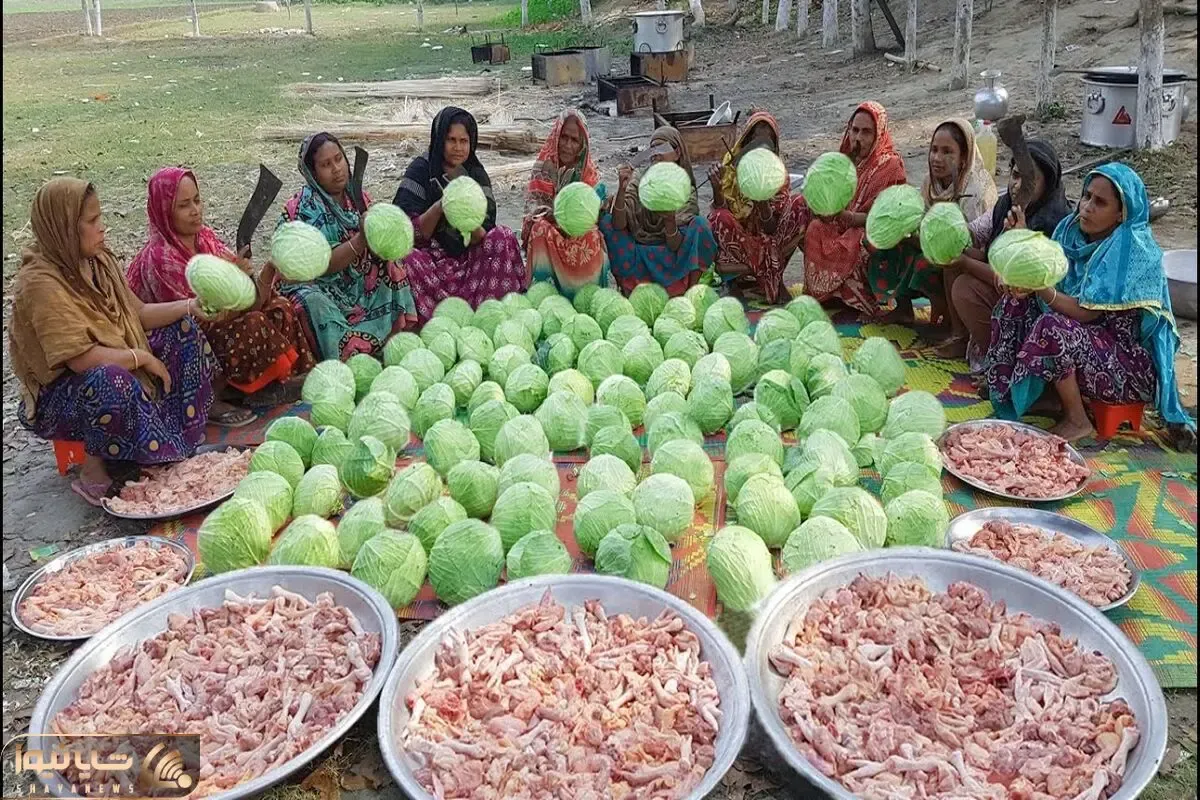 غذای روستایی؛ ببینید این خانم ها با کلم و مرغ واسه آقا هاشون چه خوردنی خواستنی می پزن