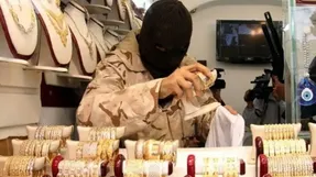 فیلم لحظه شلیک دزدان به طلافروشی در سمنان