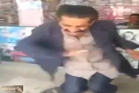 آواز شاد؛ مرد سیبیل قیطونی با دمپایی جوری هیپ هاپ رقصید انگار فرزندخونده مایکل جکسونه