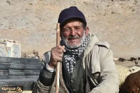 آواز احساسی؛ حسینعلی شبانپور دوستدار شجریان با هق هق آهنگ در دریایی افتاده ام رو خوند