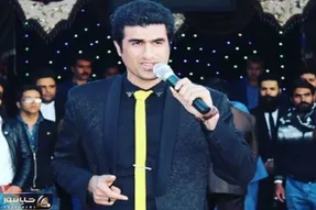 آواز محلی؛ محسن لرستانی تو عروسی رفیقش چه با درد آهنگ بچه ننه رو خوند پول بارون شده