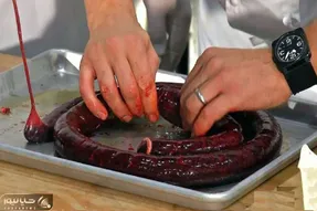 خوراکی‌های عجیب؛ سوسیس خون غذای محبوب کسانی که با خوردن خون خوک و گاو مشکلی ندارن