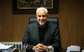 حمله عجیب مهرعلیزاده به رئیسی: شما ۶ کلاس بیشتر سواد ندارید!