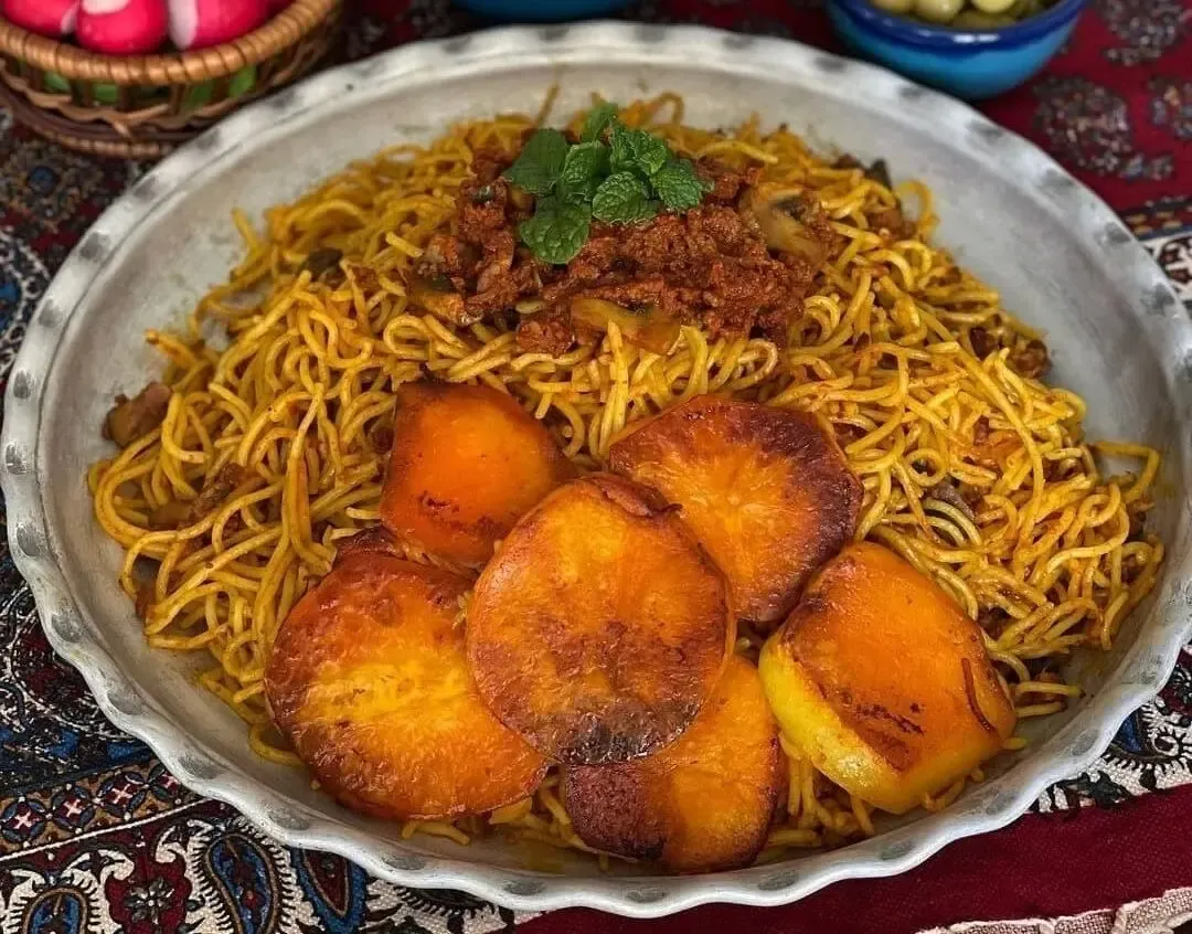 طرز تهیه یه ماکارونی لذیذ و خوشمزه باب میل بچه ها