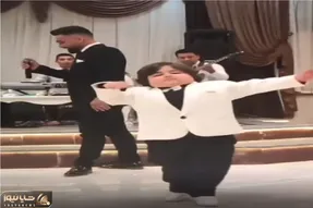 آواز شاد؛ بچه دایره با شیرین شیرین جان یجور رقصید بزرگاش ناتوانن یاشاسین تورک بالاسی