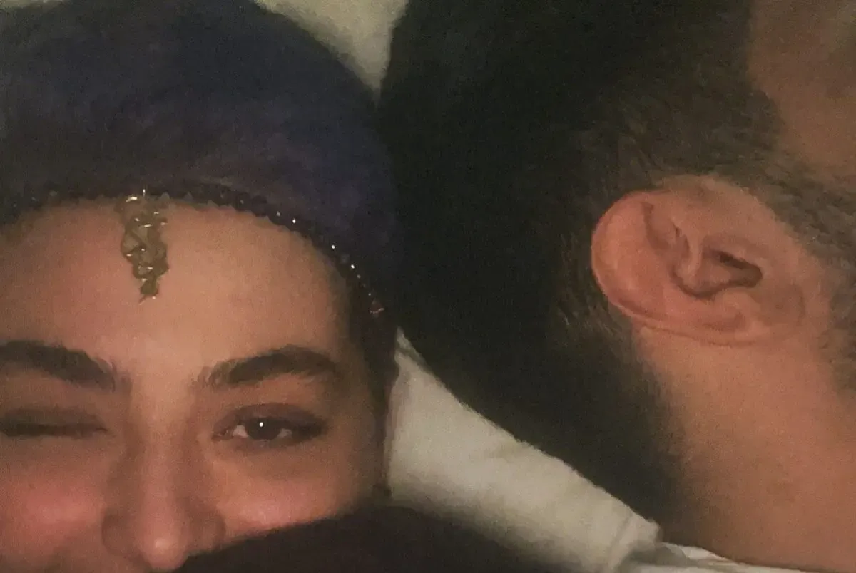 (عکس) تصویری عجیب و منشوری از ریحانه پارسا
