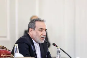 (ویدئو) دیدار عراقچی با شهباز شریف نخست وزیر پاکستان