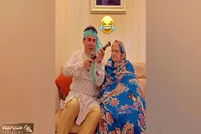 آواز شادانه؛ عمو پورنگ هندی میخونه و میرقصه مامان خانوم ریزه اش از خنده ریسه میره