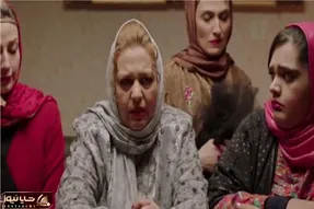 سکانس خندان/دنبال شوهر میگردن بین یزید و خاور/دختره با بوی بد یزید مشکل داره