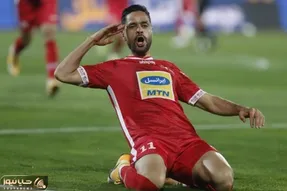 یحیی گل محمدی جواب جنجال کمال کامیابی نیا را داد!