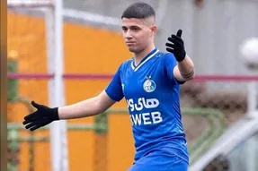 مهاجم جوان استقلال به پرسپولیس پیوست!