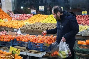 سیب و پرتقال عید چند؟