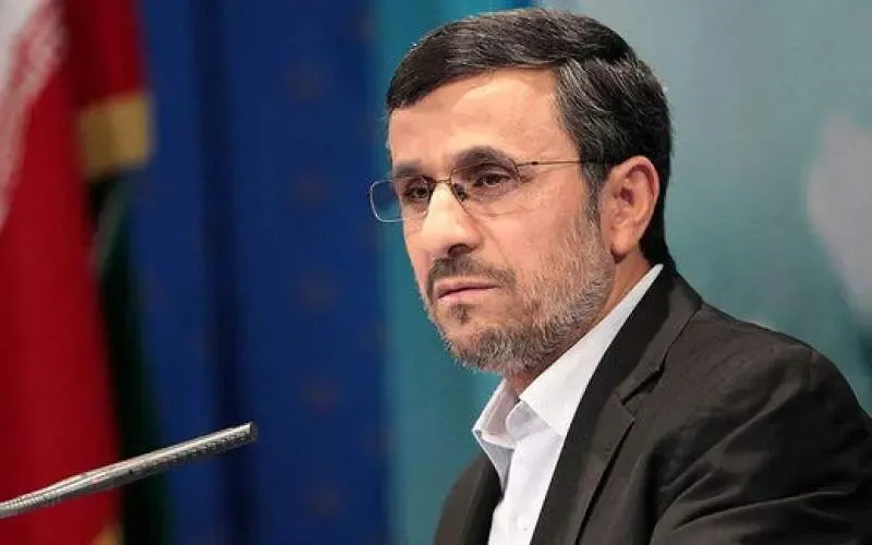 (عکس) توئیت عجیب احمدی‌نژاد درباره وقایع اخیر مشهد