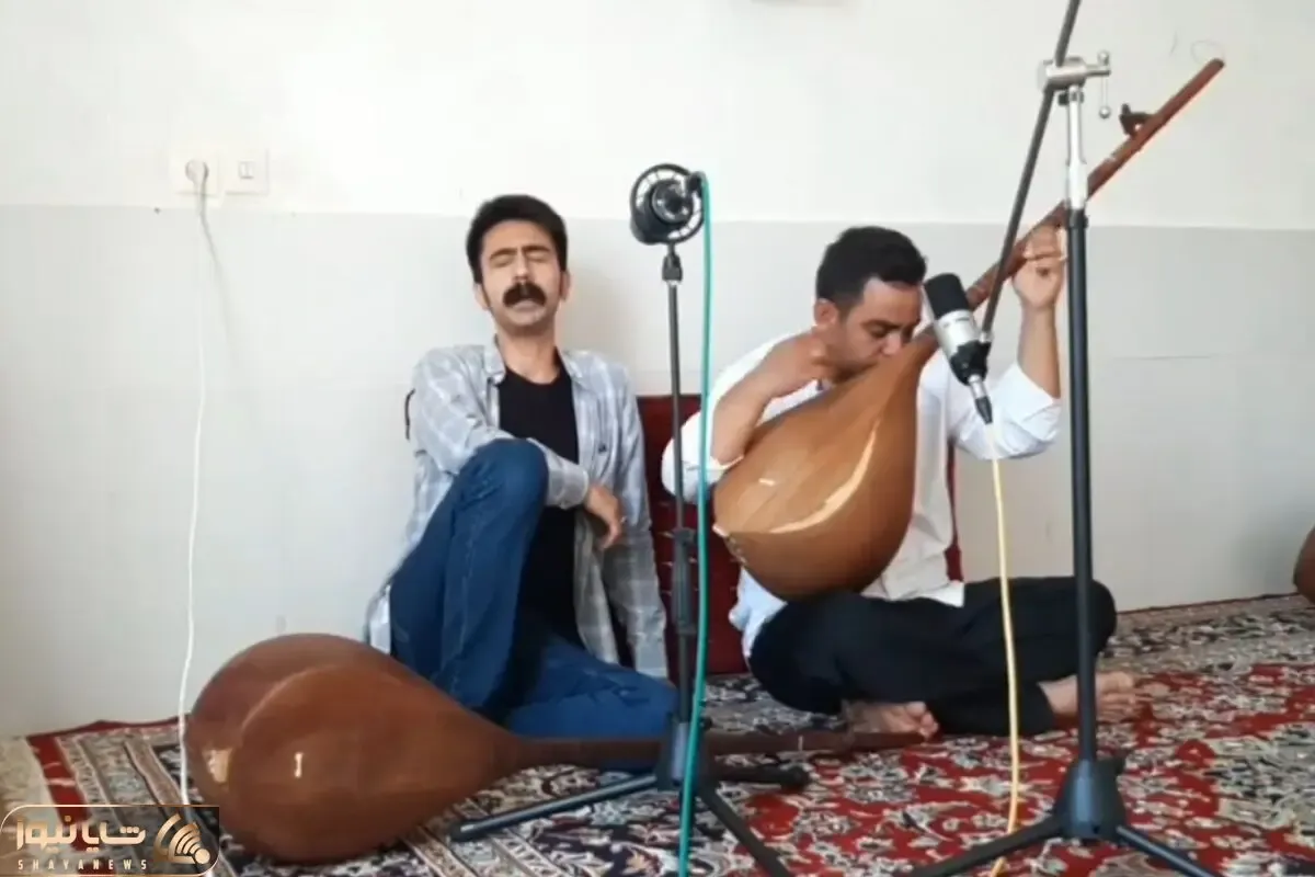 آواز محلی؛ آقای سیبیلو آهنگ خون دل خراسانی رو با چه سوزی میخونه باریکلا به نوازنده