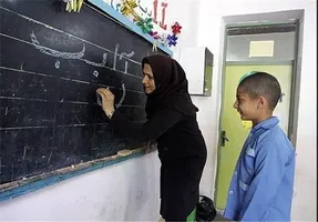 افزایش 25 درصدی حقوق معلمان با اجرایی شدن رتبه بندی