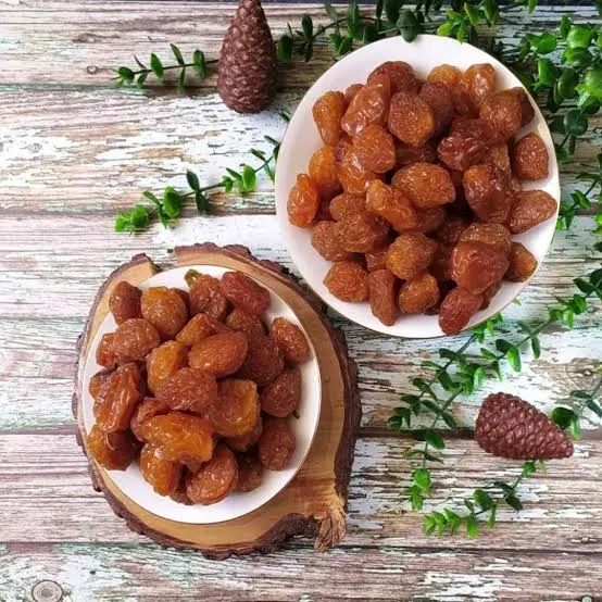 آلو بخارا آلو بخارا