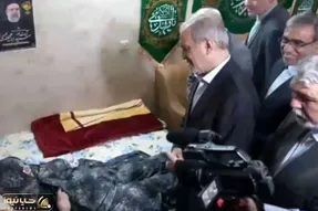(ویدئو) مادر شهید رئیسی خطاب به پزشکیان: سوار هلی‌کوپتر نشو!