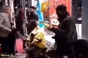 آواز خیابانی؛ گروه خیابونی دارن مینوازن مرده رد میشه قصه عشقت میخونه میکوب شدن از صدا