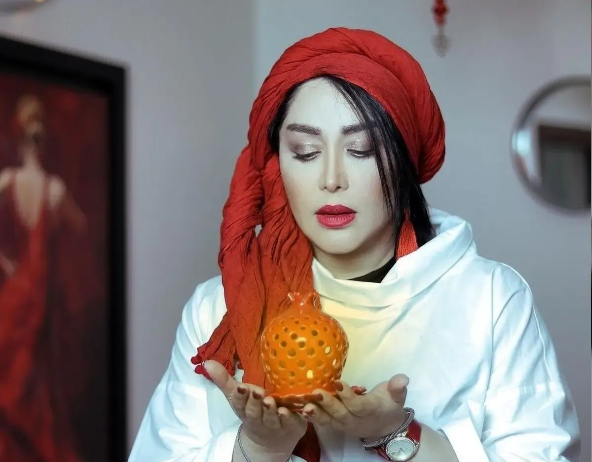 (ویدیو) ماجرای سرقت و تخریب ماشین سارا منجزی