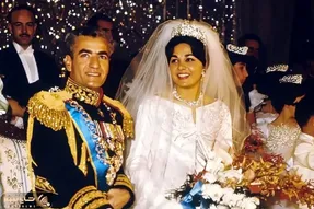 سفر به ایام قدیم سال 1317؛ کارت عروسی پر طمطراق و لوکس محمدرضا پهلوی