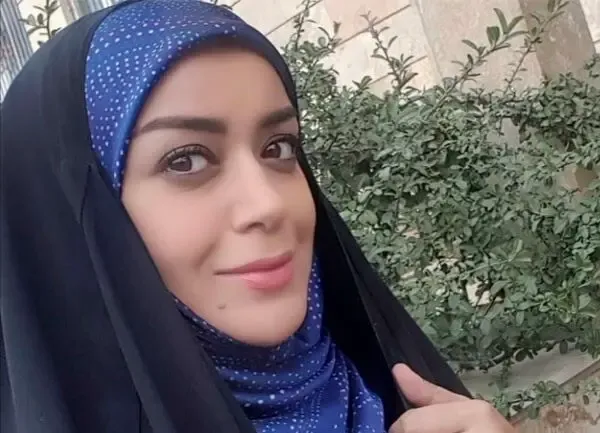 الهام چرخنده و پسرش در پارک
