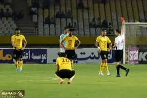 سپاهان با محرم نویدکیا همچنان نمی برد