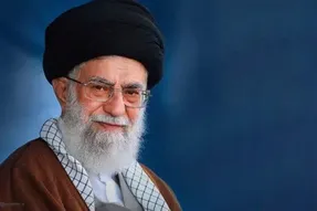 حضرت آقا: از وقتی رهبر شدم اصلا آجیل نخوردم