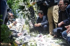 سفر به ایام قدیم ندیم؛ مراسم خاکسپاری مغموم ایرج قادری
