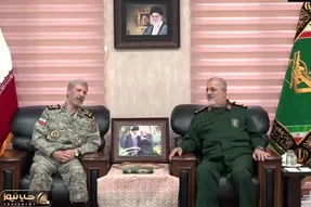 دیدار و گفتگوی فرماندهان جدید کل ارتش و سپاه