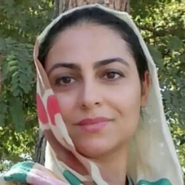 مهناز صادقی و پیش‌بینی شاخص 8 میلیونی بورس در برنامه پایش!