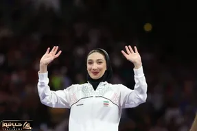 (عکس) کری‌خوانی مبینا نعمت زاده برای ناهید کیانی به سبک امیر قلعه نویی