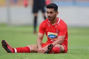(عکس) اخراج عالیشاه و درگیری او با هواداران پرسپولیس!