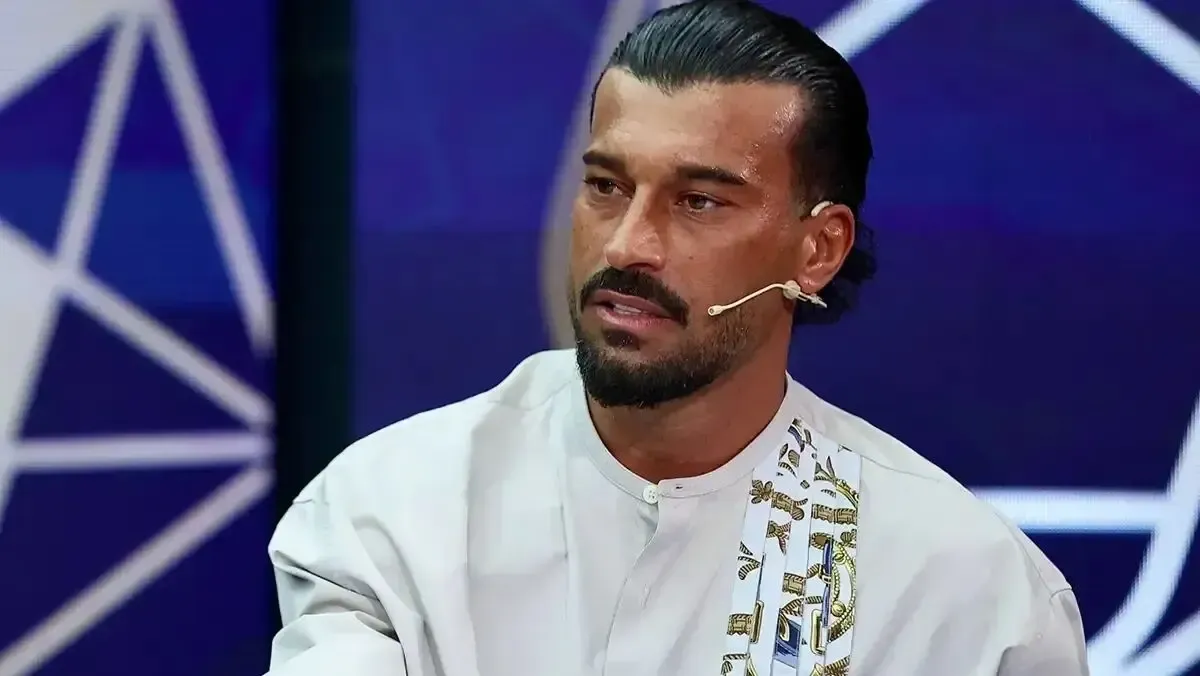 کامنت مختصر و مفید رامین رضائیان زیر پست استقلال